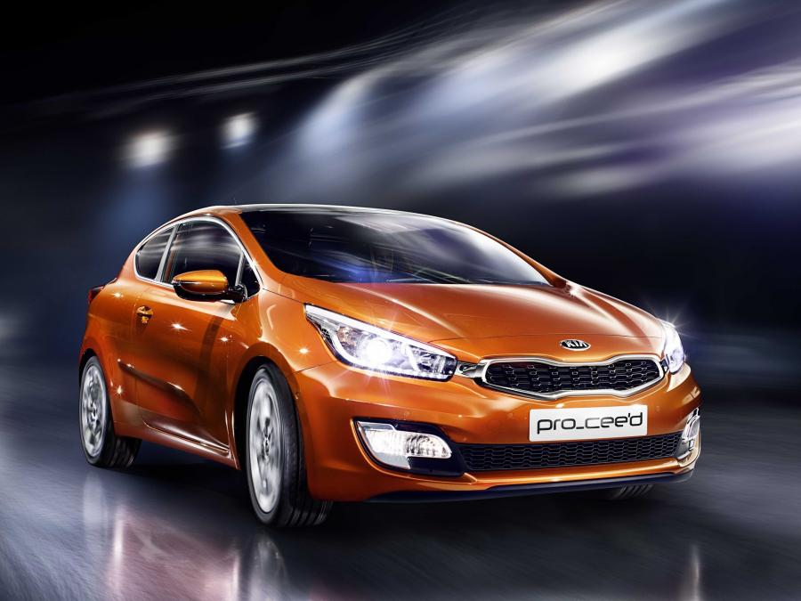  Kia pro_cee&rsquo;d 2013 года  (фото 32 из 51)